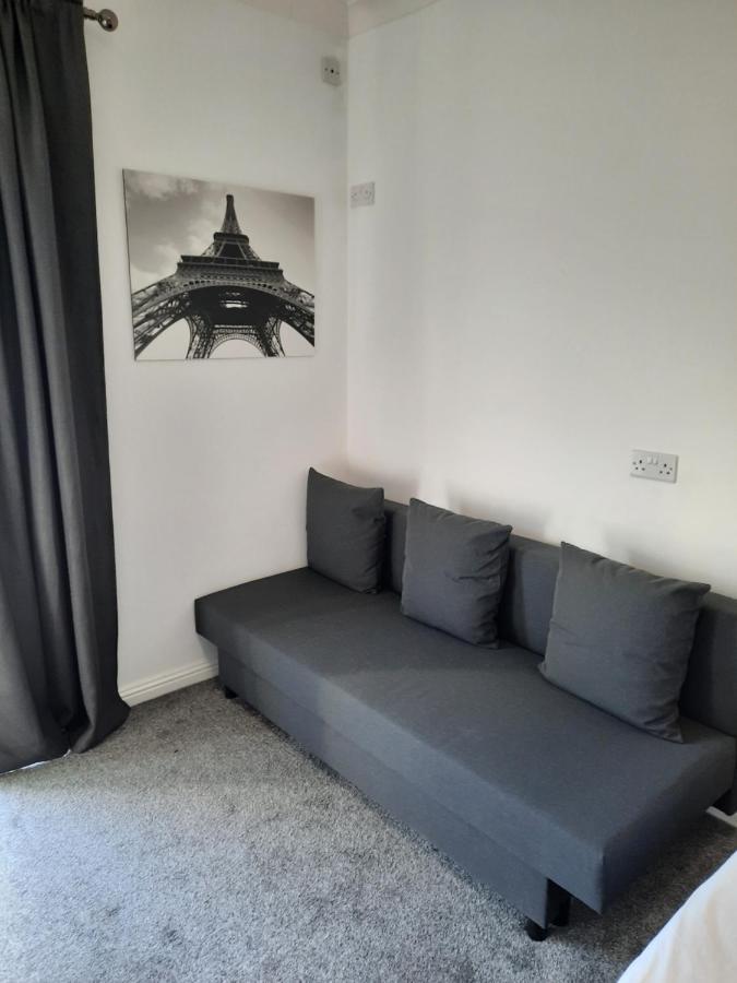 The Townhouse Accommodation Dumfries Esterno foto