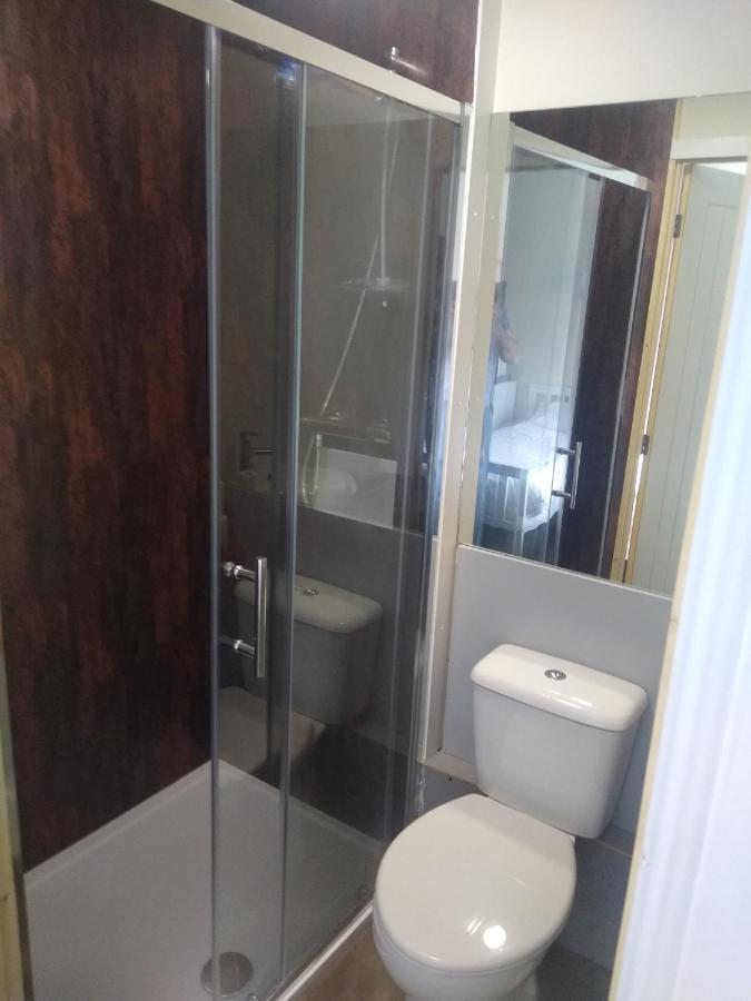 The Townhouse Accommodation Dumfries Esterno foto