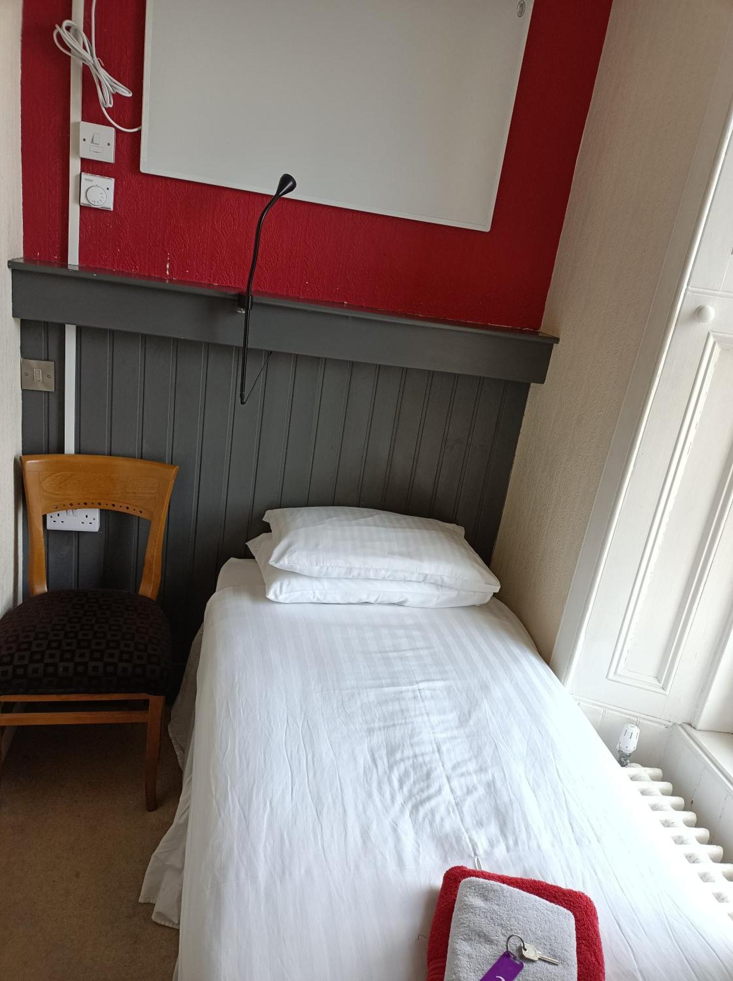 The Townhouse Accommodation Dumfries Esterno foto